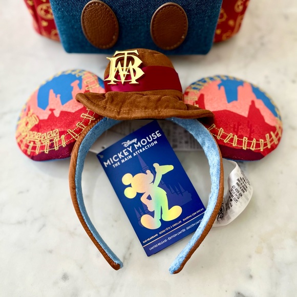 Disney Big Thunder Mountain 50th Anniversary Loungefly Backpack and Ears. - Picture 6 of 11